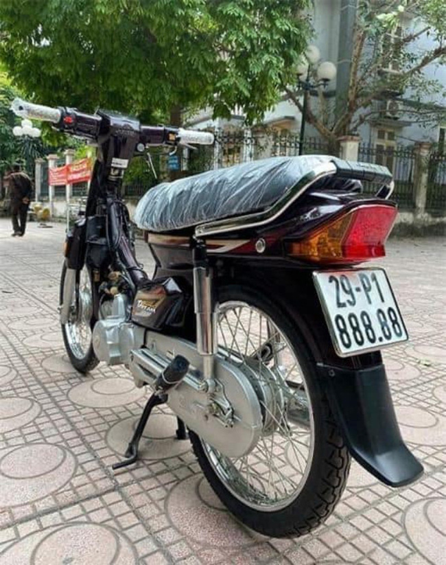 Những chiếc Honda Dream đắt nhất Việt Nam: 1,2 tỉ chưa phải con số cao nhất - Ảnh 4.